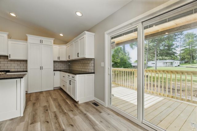 1724 28th Street, Bedford, IN 47421