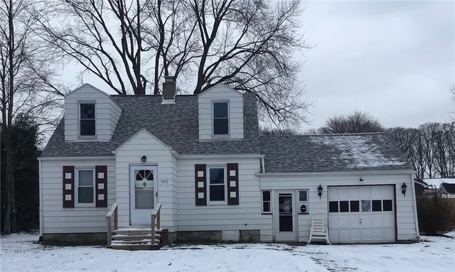 1953 Shadyside Dr, Hermitage, PA 16148