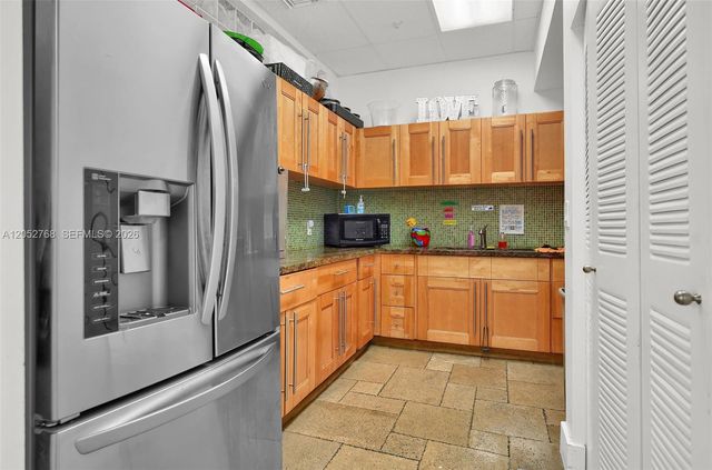 2280 SW 17th Ave, Miami, FL 33145