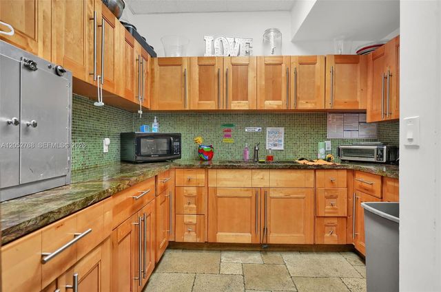 2280 SW 17th Ave, Miami, FL 33145