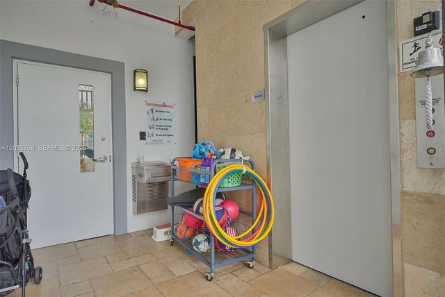 2280 SW 17th Ave, Miami, FL 33145