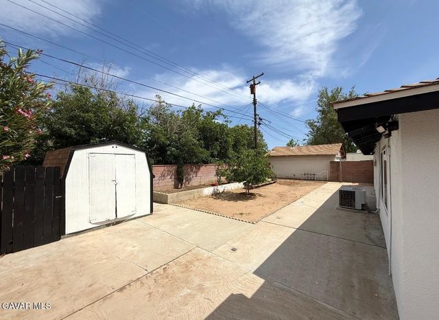 38638 31st Street, Palmdale, CA 93550