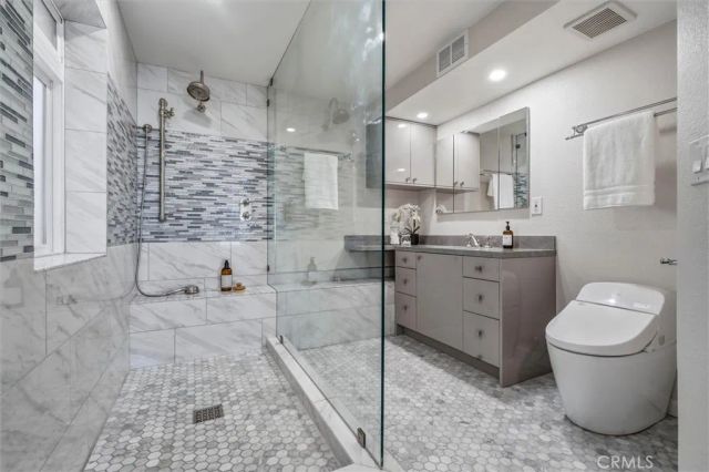 998 Park Avenue, Cayucos, CA 93430