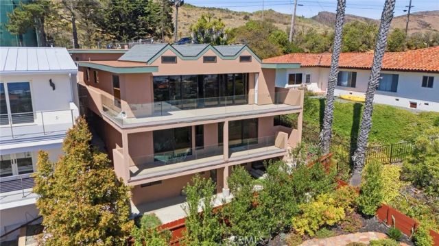 998 Park Avenue, Cayucos, CA 93430