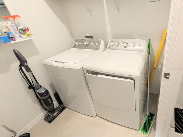5639 N HONORE AVENUE 222, Sarasota, FL 34243