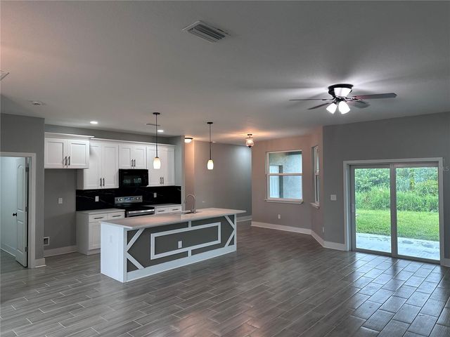 13195 DRYSDALE AVENUE, Port Charlotte, FL 33981