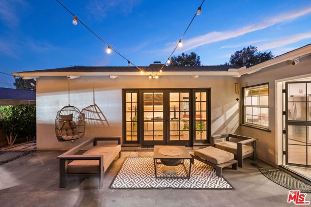 4550 S Mullen Avenue, Los Angeles, CA 90043