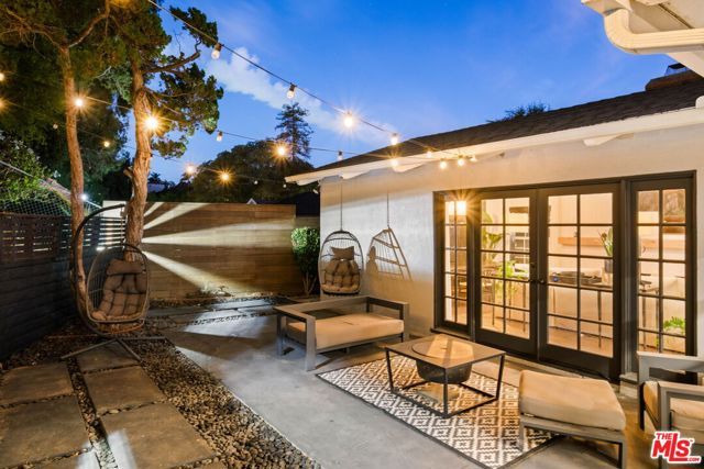 4550 S Mullen Avenue, Los Angeles, CA 90043