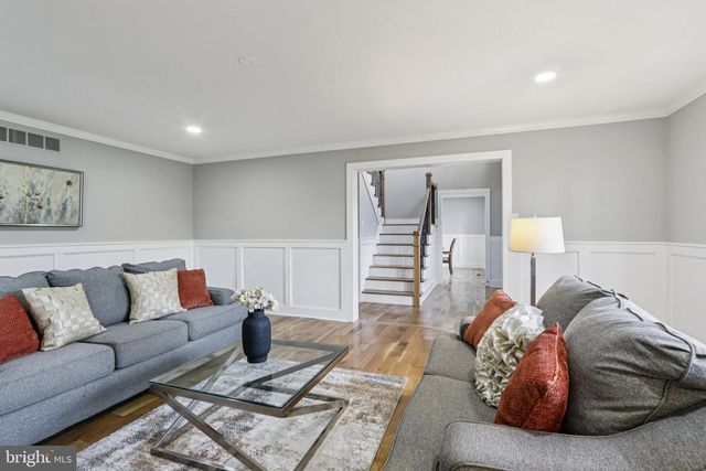 923 HUNT DR, Yardley, PA 19067