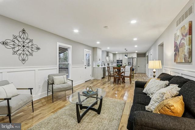 923 HUNT DR, Yardley, PA 19067