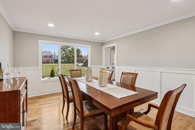 923 HUNT DR, Yardley, PA 19067