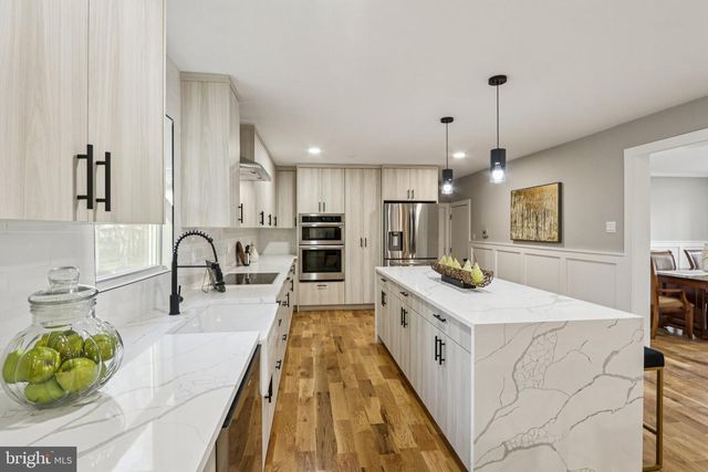 923 HUNT DR, Yardley, PA 19067