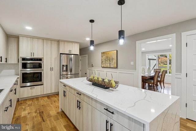 923 HUNT DR, Yardley, PA 19067