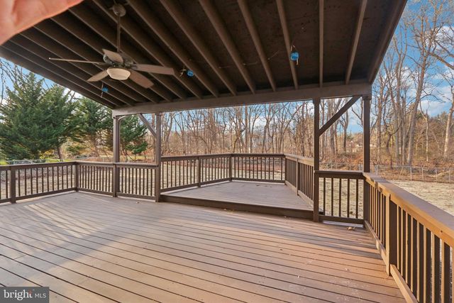 923 HUNT DR, Yardley, PA 19067