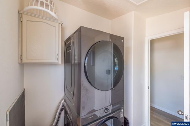 1177 Vaughan Ln, Lebanon, OR 97355