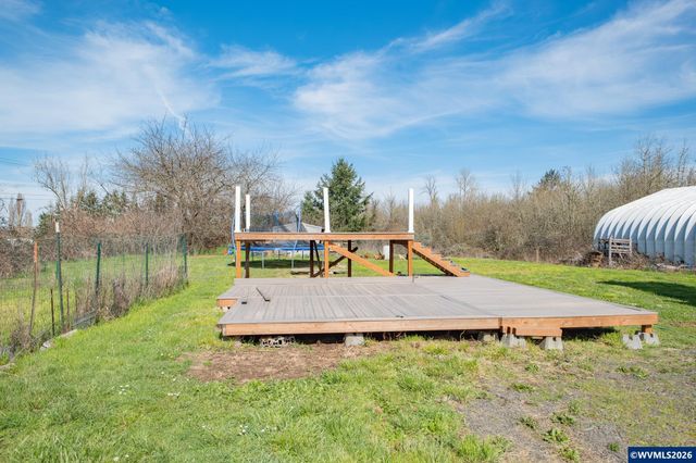 1177 Vaughan Ln, Lebanon, OR 97355