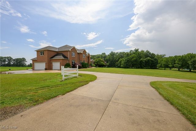 15644 Marshallville Street NW, Canal Fulton, OH 44614