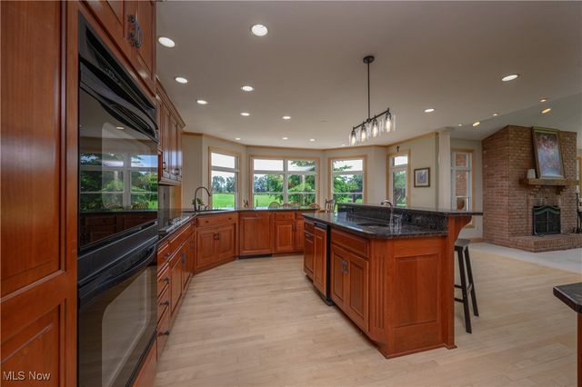 15644 Marshallville Street NW, Canal Fulton, OH 44614