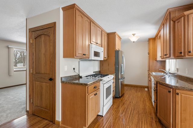 2506 Ranchwood Circle SE, Alexandria, MN 56308