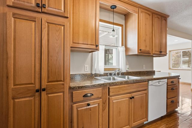 2506 Ranchwood Circle SE, Alexandria, MN 56308