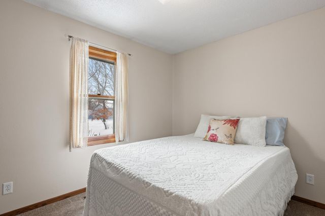 2506 Ranchwood Circle SE, Alexandria, MN 56308