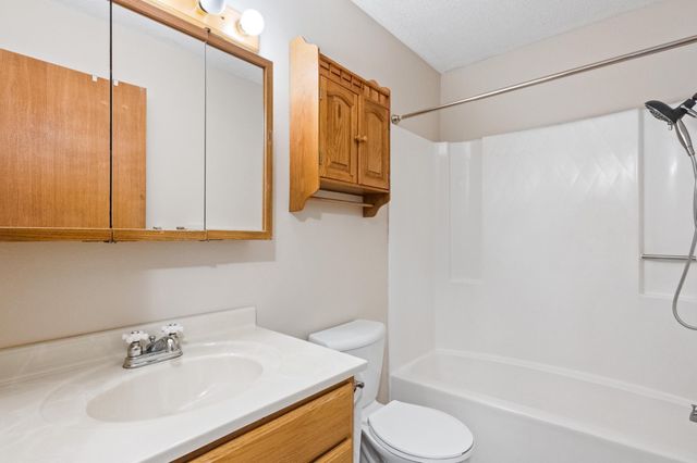 2506 Ranchwood Circle SE, Alexandria, MN 56308