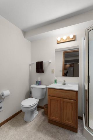 706 Woodbridge TRAIL, Watertown, WI 53094
