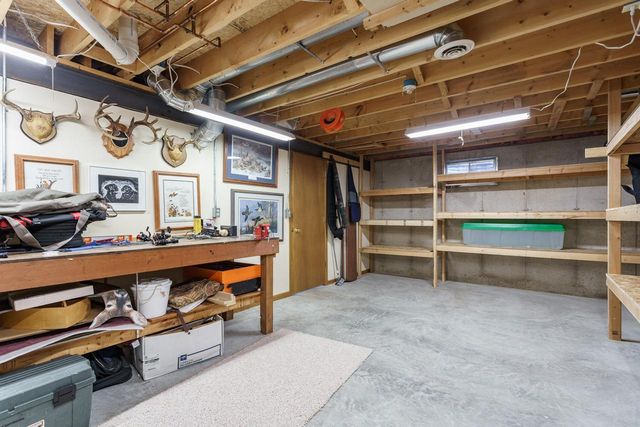 706 Woodbridge TRAIL, Watertown, WI 53094