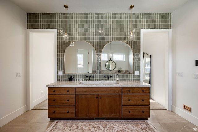 6347 W 10400 N, Highland, UT 84003