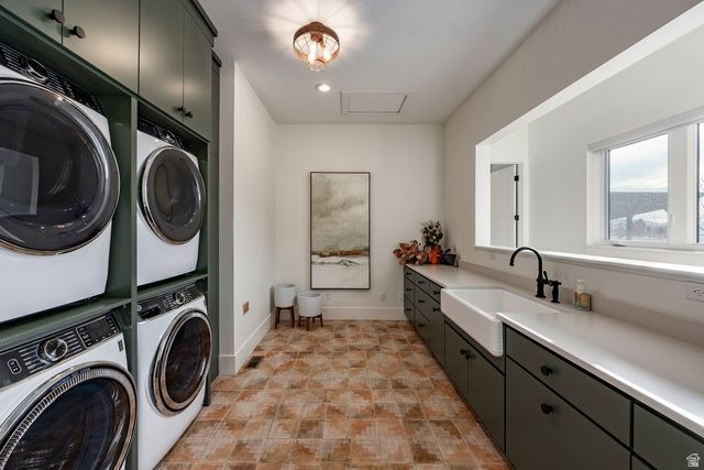 6347 W 10400 N, Highland, UT 84003