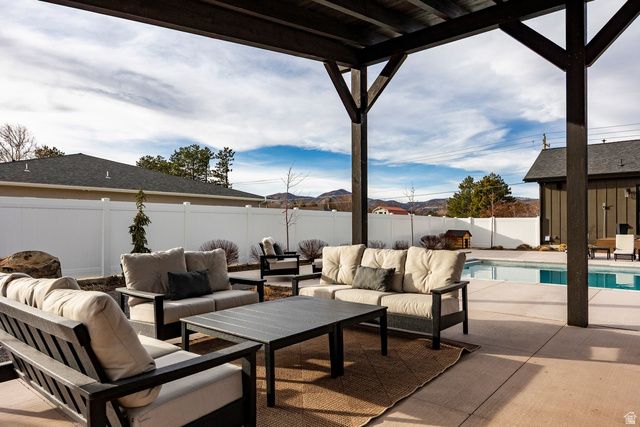 6347 W 10400 N, Highland, UT 84003