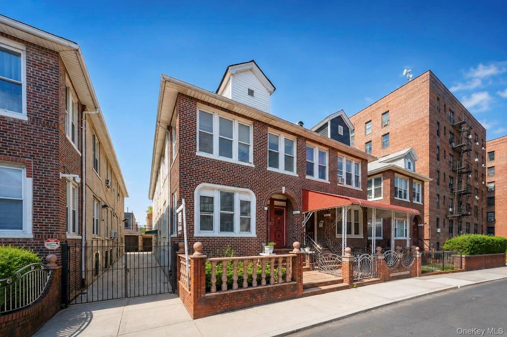 138 E 92nd Street, Brooklyn, NY 11212 — exterior
