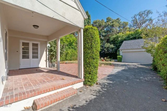 44 San Miguel Road, Pasadena, CA 91105