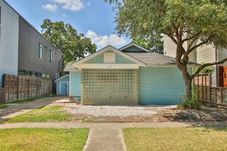 730 E 8th Street, Houston, TX 77007