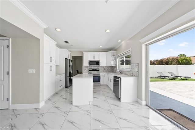 13225 Hampton Park CT, Fort Myers, FL 33913