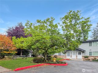 7909 218th Street SW #4, Edmonds, WA 98026