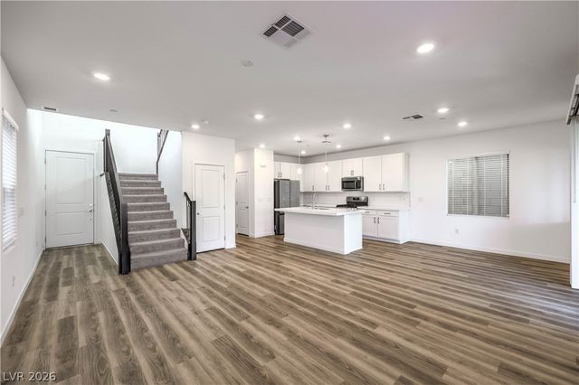 11540 OBSERVATION POINT Avenue, Las Vegas, NV 89138