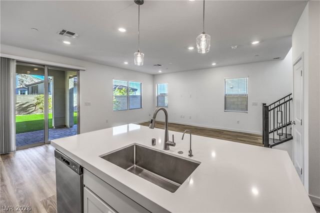 11540 OBSERVATION POINT Avenue, Las Vegas, NV 89138