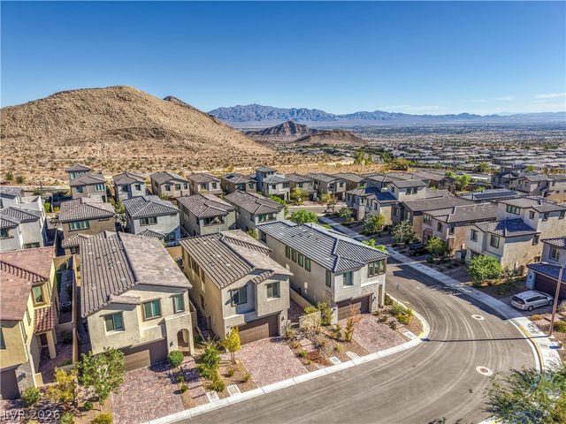 11540 OBSERVATION POINT Avenue, Las Vegas, NV 89138