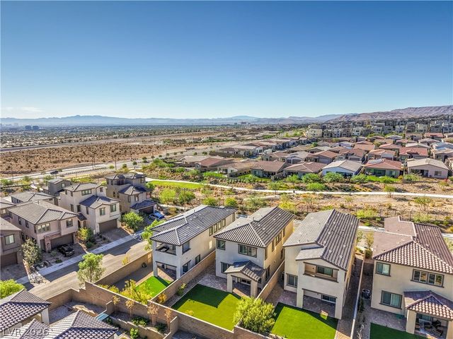 11540 OBSERVATION POINT Avenue, Las Vegas, NV 89138
