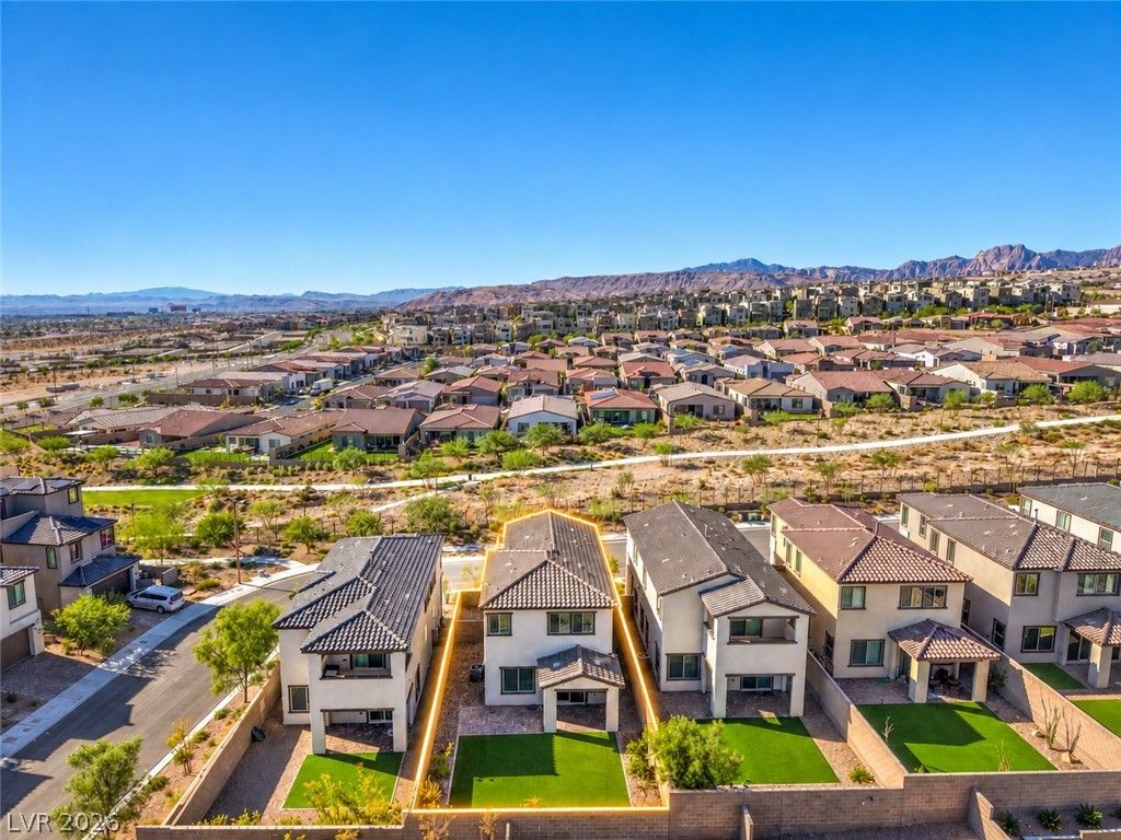 11540 OBSERVATION POINT Avenue, Las Vegas, NV 89138 — photo 5