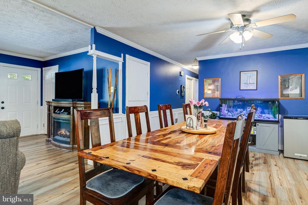Image 23 of property listing at 27104 HARTWELL CT, Mechanicsville, MD 20659