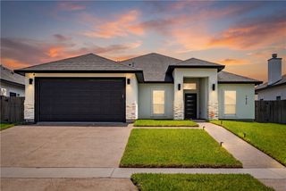 7825 Hulk Dr, Corpus Christi, TX 78414