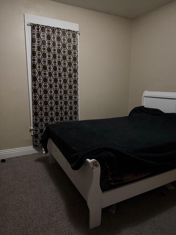 1421 S 8TH Street, Council Bluffs, IA 51501