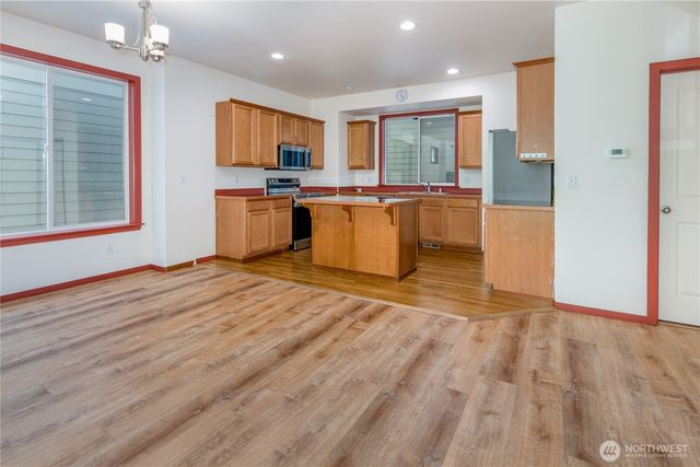 1102 Chestnut Street, Everett, WA 98201