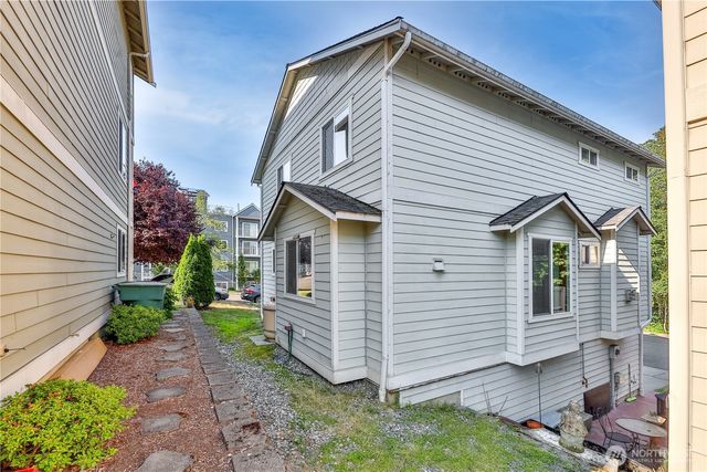 1102 Chestnut Street, Everett, WA 98201