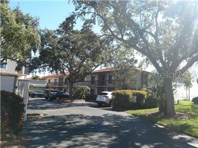 6268 PALMA DEL MAR BOULEVARD S 111, St Petersburg, FL 33715