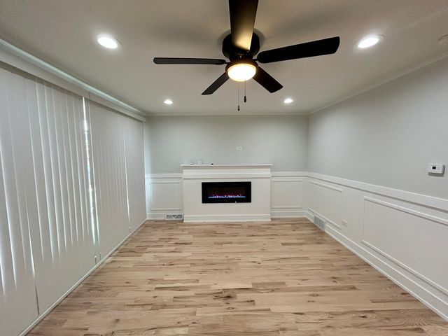 6755 S Bell Avenue, Chicago, IL 60636