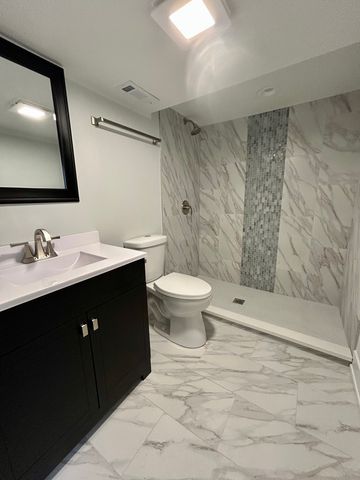 6755 S Bell Avenue, Chicago, IL 60636