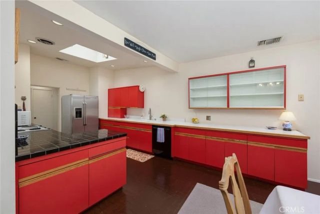 206 Oak Meadow Road, Sierra Madre, CA 91024
